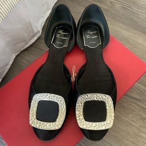 Roger Vivier ballet crystal flat shoes